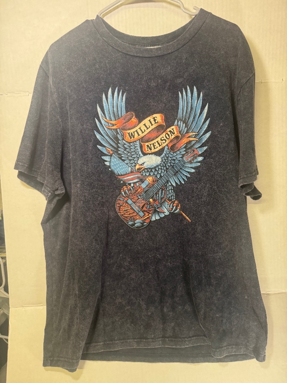 Willie Nelson Eagle Guitar Graphic T-Shirt XL Black Acid Wash Country Music Tee